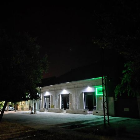 Hostel Horgos Centar מראה חיצוני תמונה